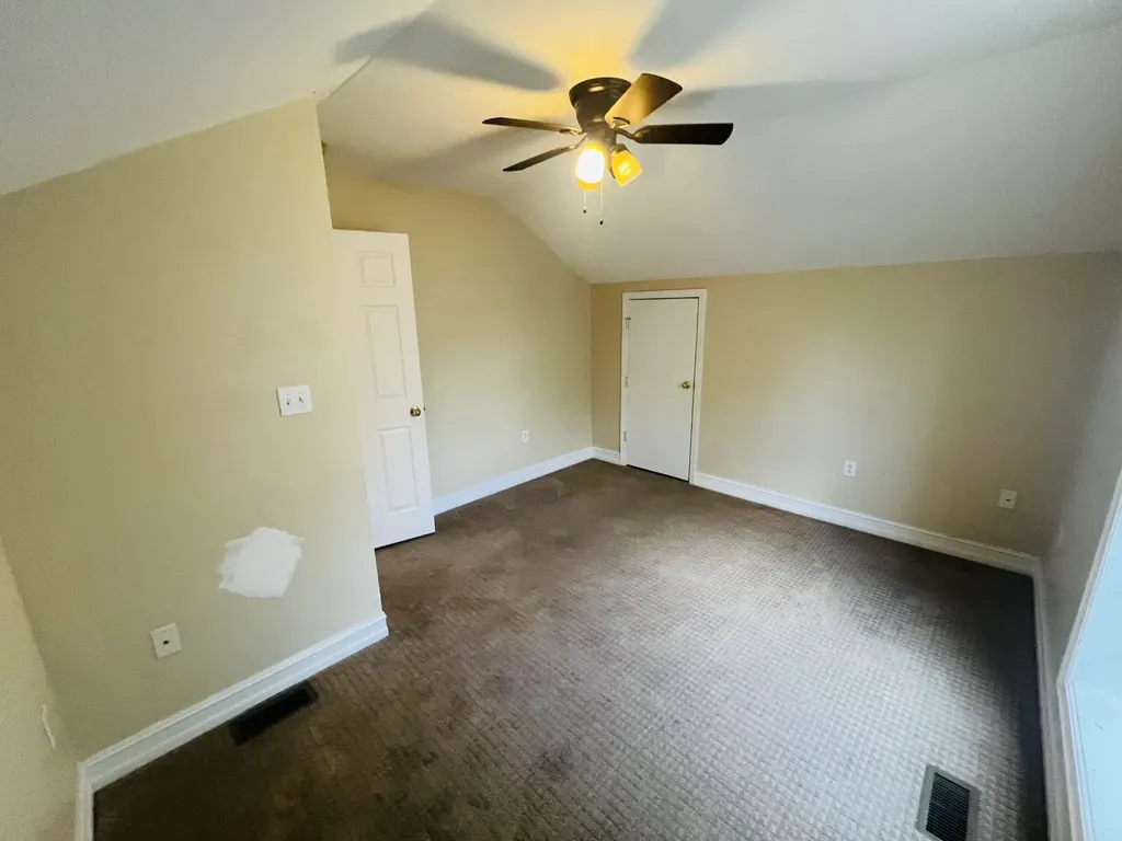 104 N Mcwhorter Street London KY 40741