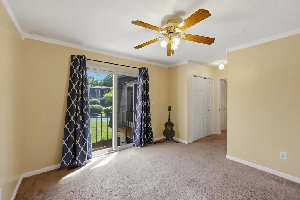 2904 Affirmed Court Lexington KY 40509