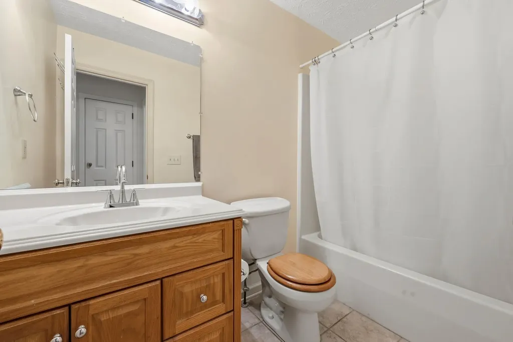 2904 Affirmed Court Lexington KY 40509