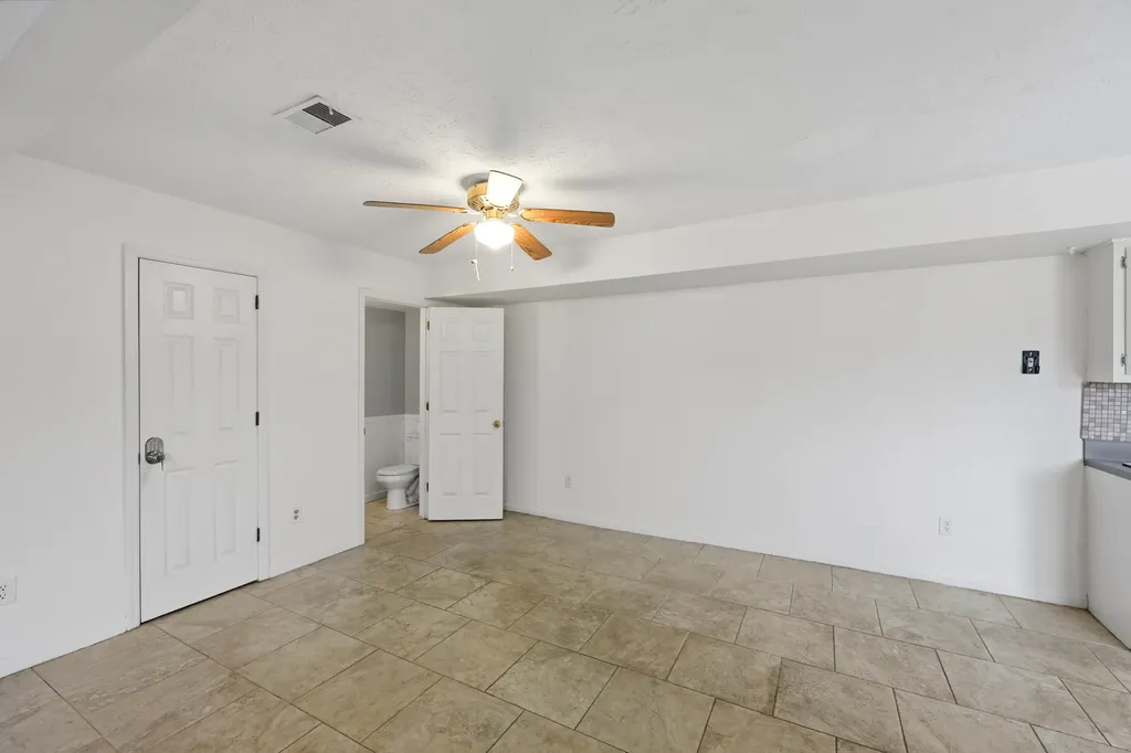 2904 Affirmed Court Lexington KY 40509