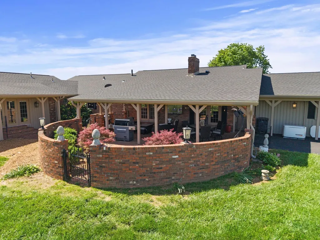 205 Holly Lane Princeton KY 42445