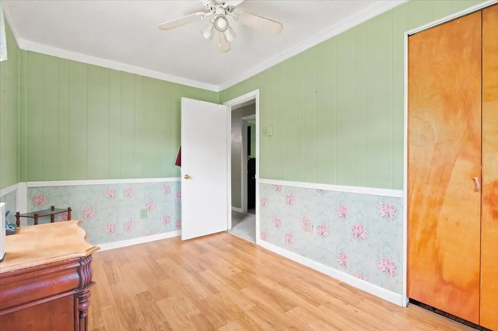129 129 Mullins Street Livingston KY 40456