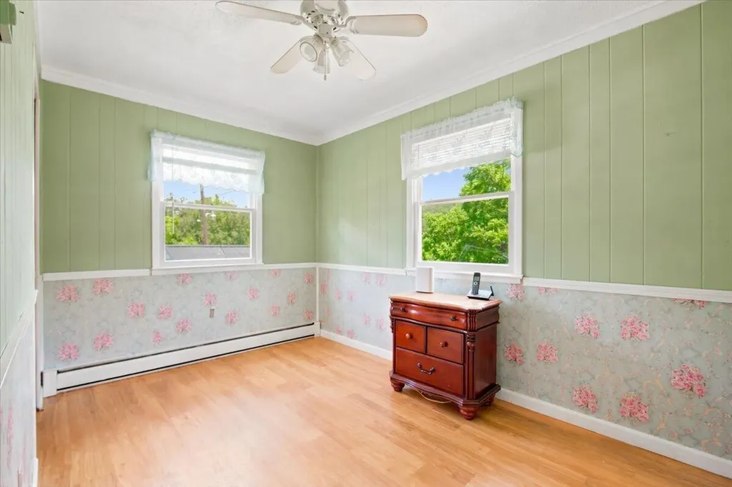 129 129 Mullins Street Livingston KY 40456