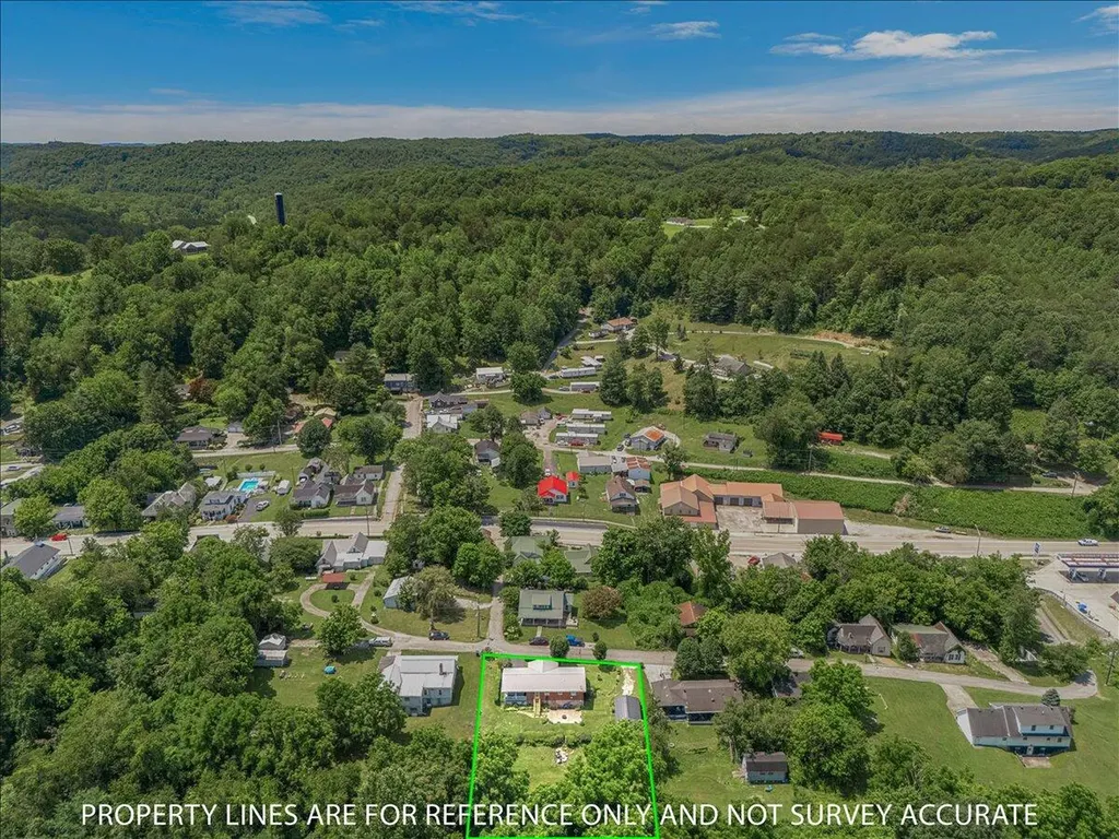 129 129 Mullins Street Livingston KY 40456