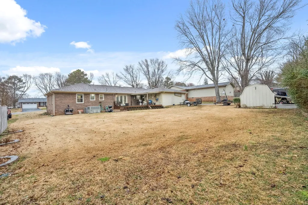 106 Millbrooke Drive Hopkinsville KY 42240