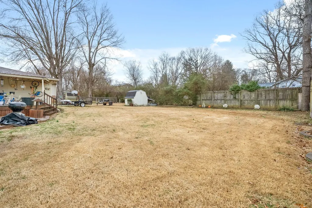 106 Millbrooke Drive Hopkinsville KY 42240