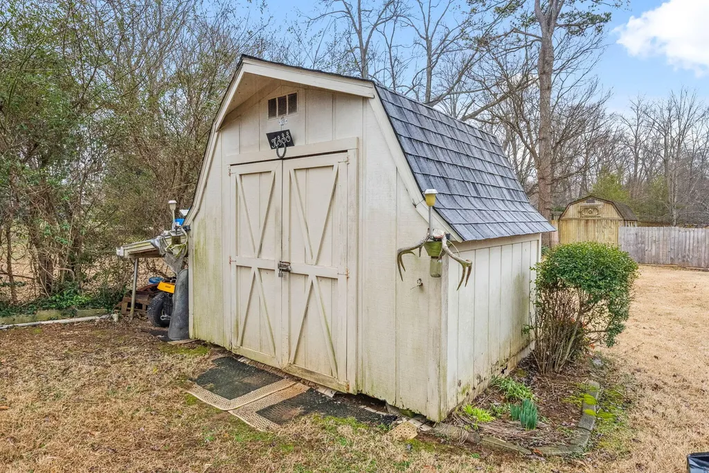 106 Millbrooke Drive Hopkinsville KY 42240
