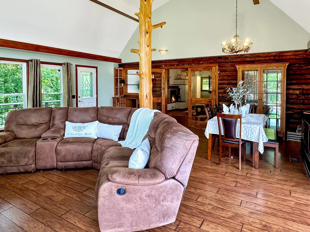 126 Cranfield Lane New Concord KY 42076
