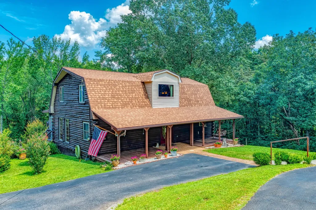 126 Cranfield Lane New Concord KY 42076