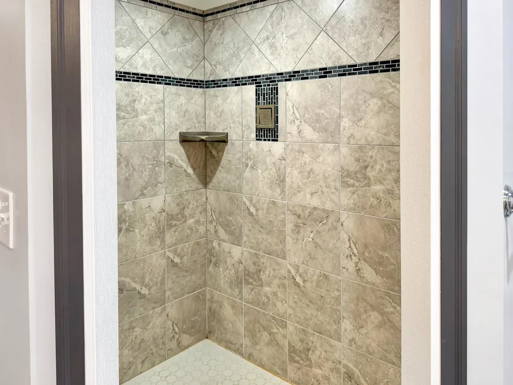 126 Cranfield Lane New Concord KY 42076