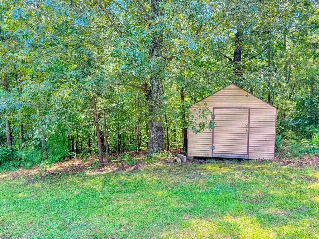 126 Cranfield Lane New Concord KY 42076