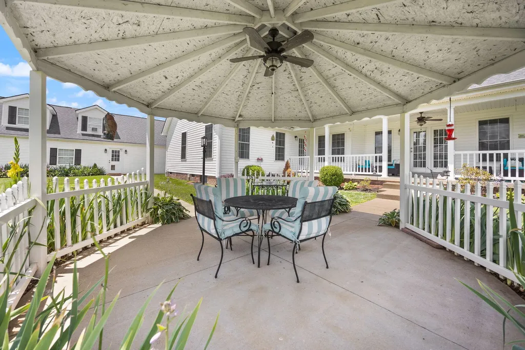 101 Ash Road Hustonville KY 40437