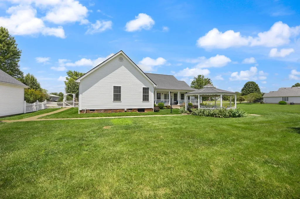 101 Ash Road Hustonville KY 40437