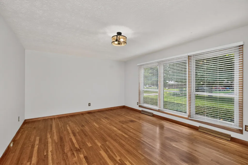 541 Grantchester Street Lexington KY 40505