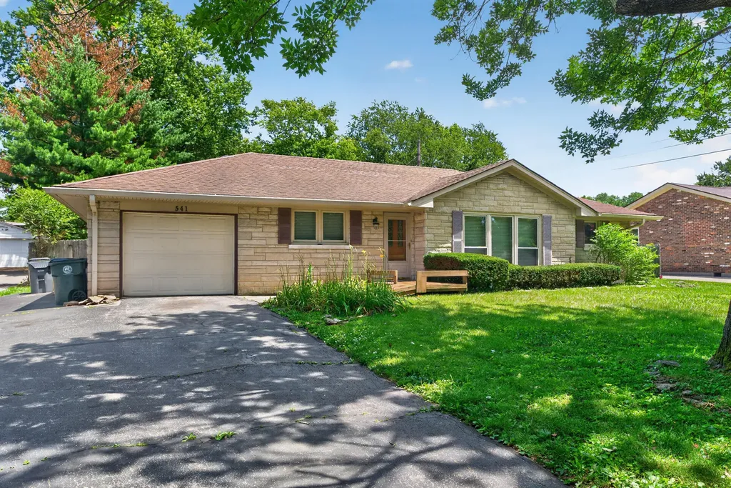 541 Grantchester Street Lexington KY 40505