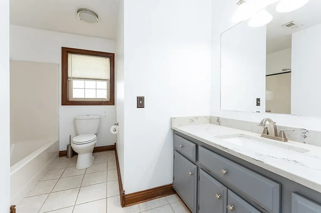 923 Meadow Lane Harrodsburg KY 40330