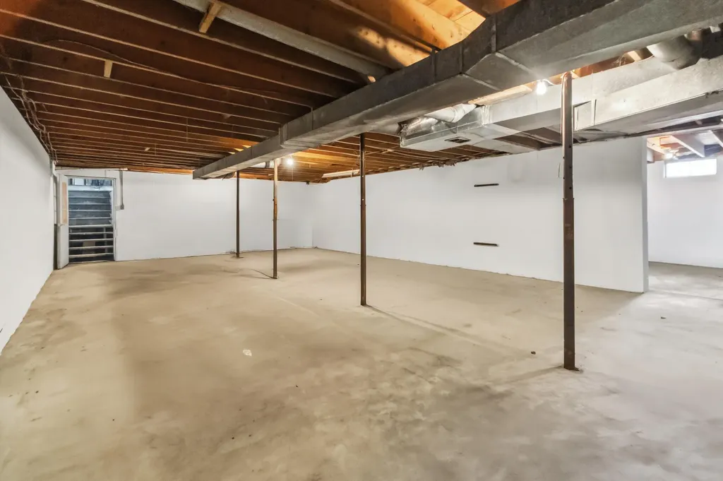 3572 Echo Valley Road Lily KY 40740