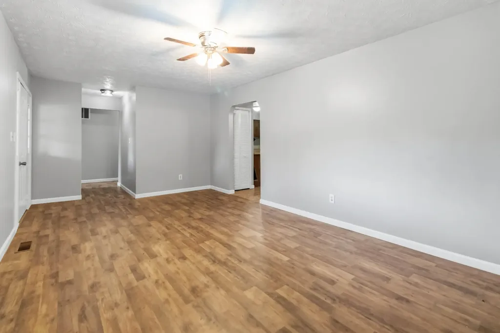 3572 Echo Valley Road Lily KY 40740