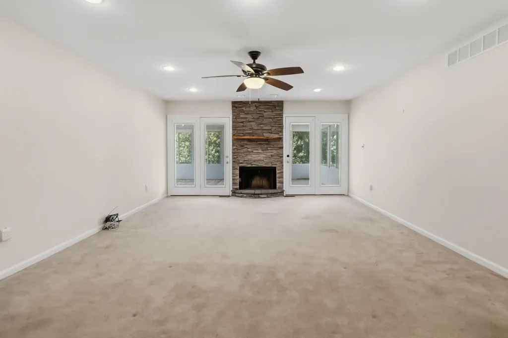 130 Kay Avenue Lancaster KY 40444