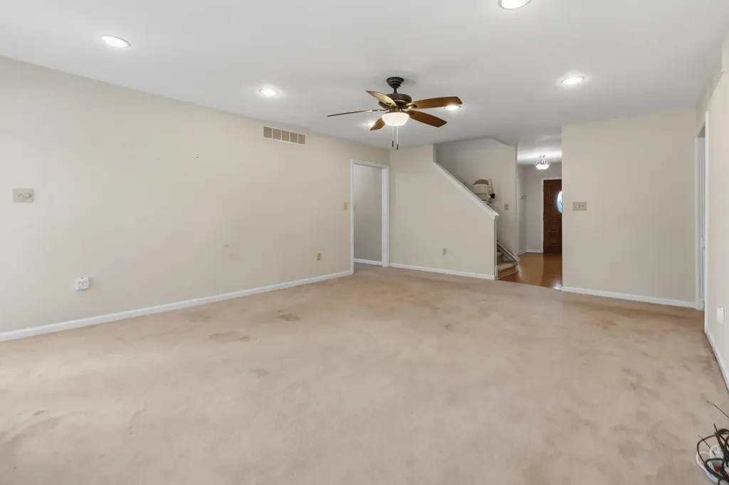 130 Kay Avenue Lancaster KY 40444