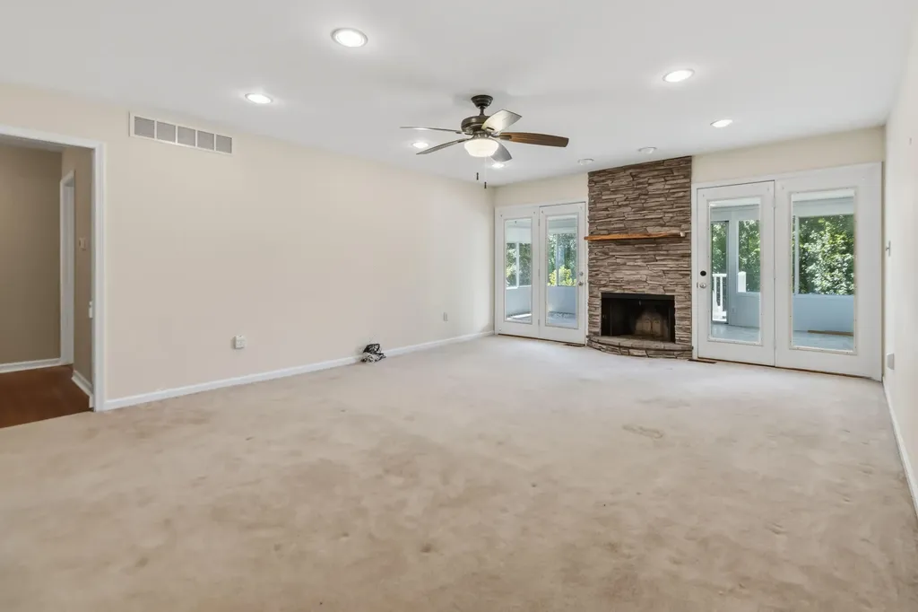 130 Kay Avenue Lancaster KY 40444