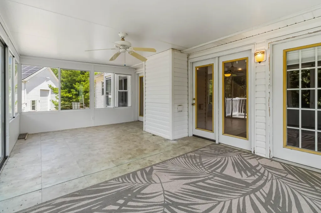 130 Kay Avenue Lancaster KY 40444