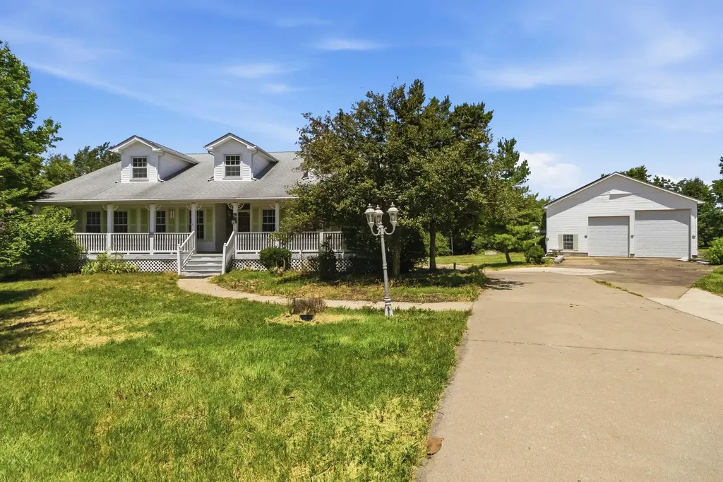 130 Kay Avenue Lancaster KY 40444