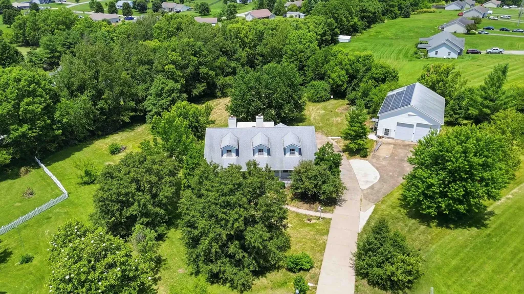 130 Kay Avenue Lancaster KY 40444