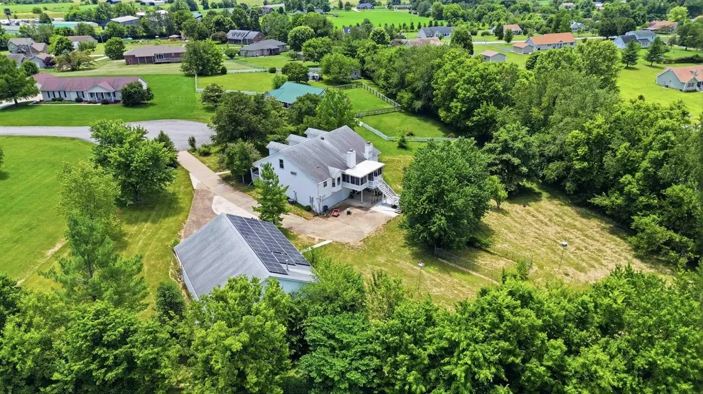 130 Kay Avenue Lancaster KY 40444