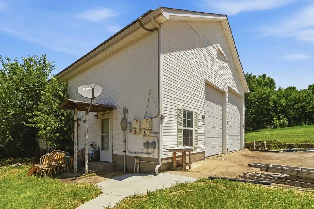 130 Kay Avenue Lancaster KY 40444