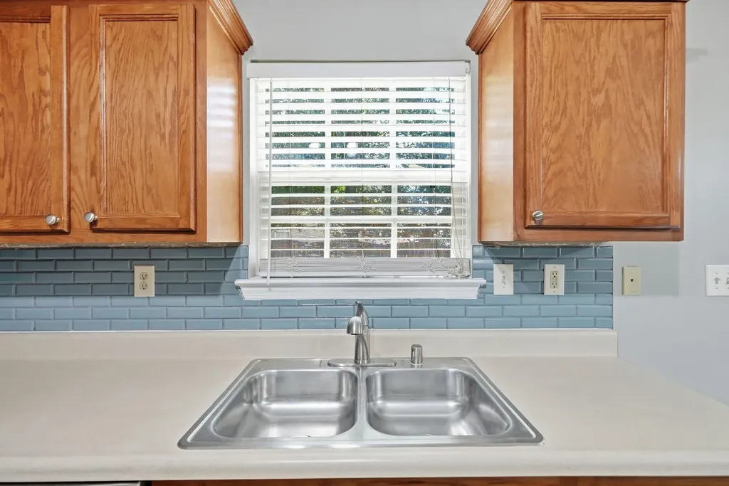 2629 Michelle Park Lexington KY 40511