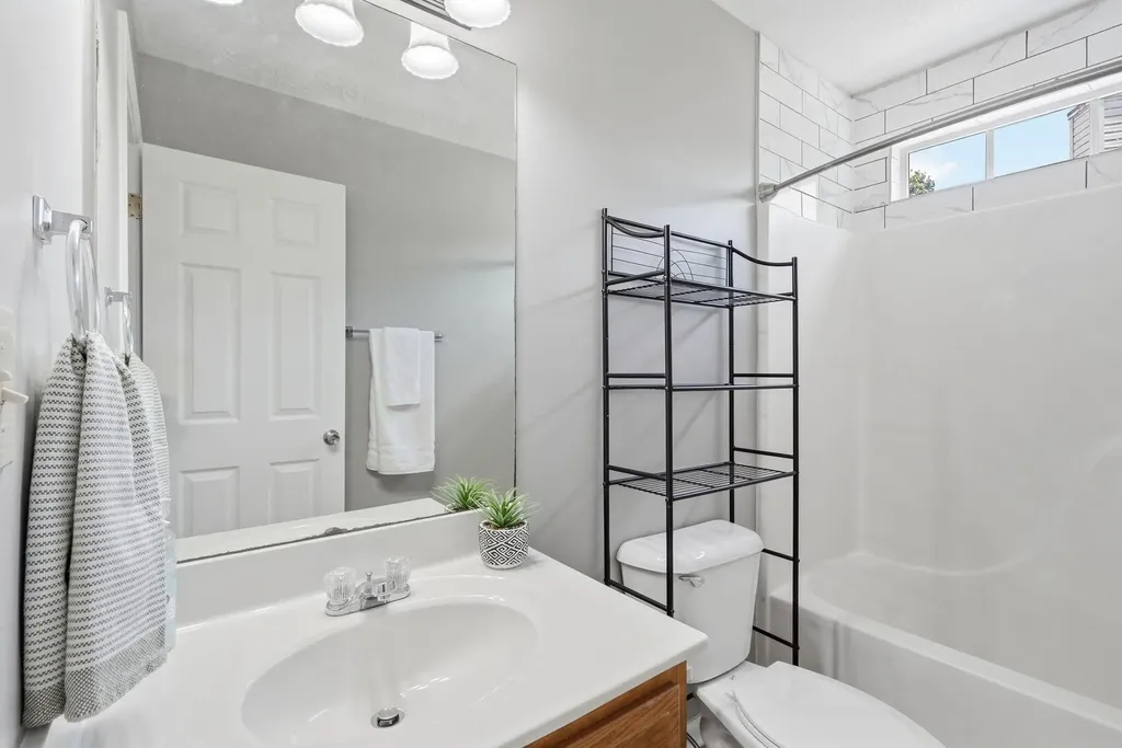 2629 Michelle Park Lexington KY 40511