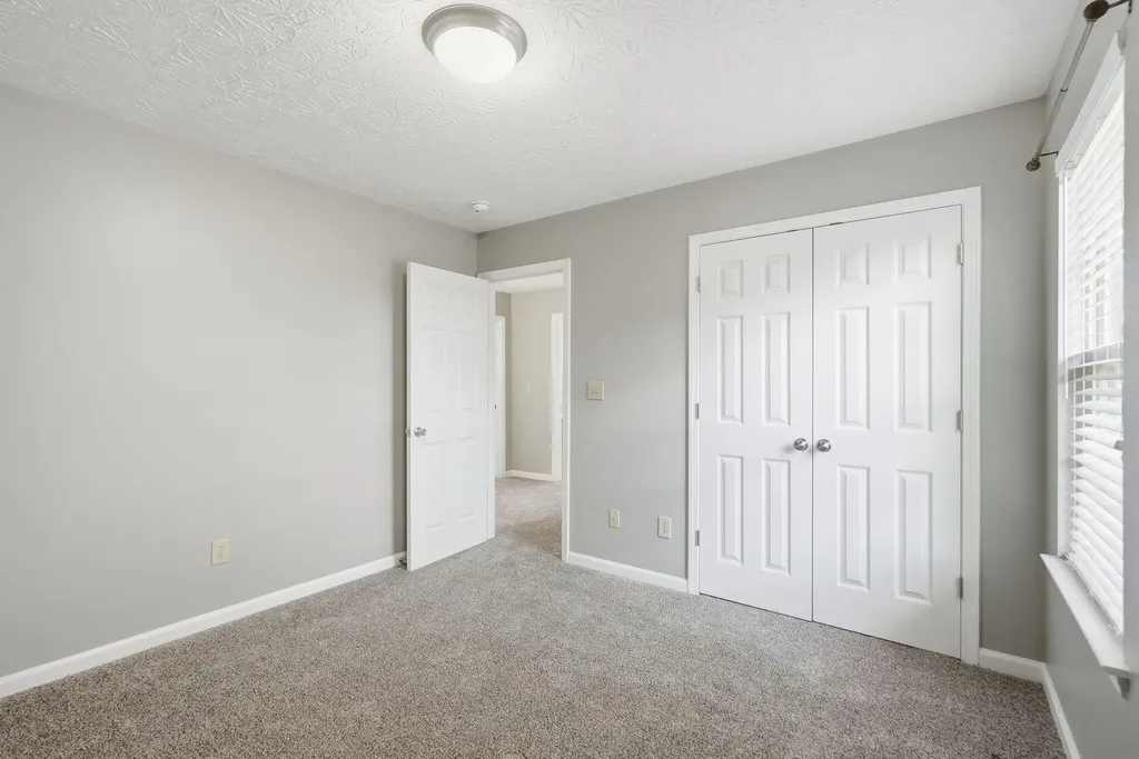2629 Michelle Park Lexington KY 40511