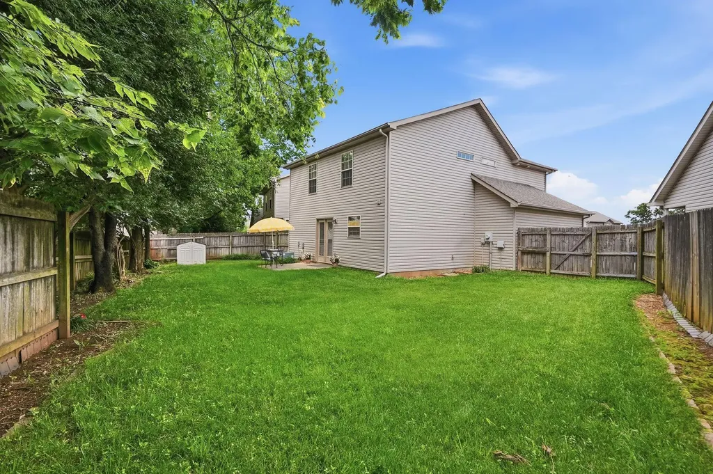 2629 Michelle Park Lexington KY 40511