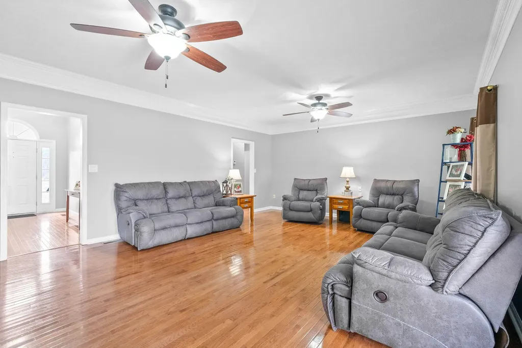 2350 Flat Lick Lane Herndon KY 42236