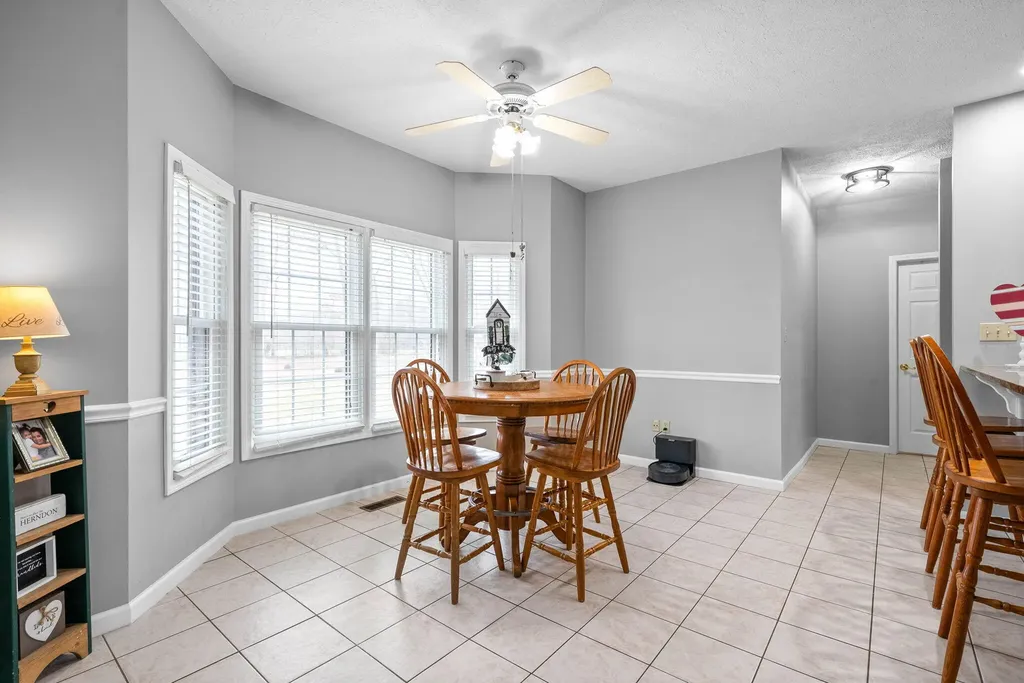 2350 Flat Lick Lane Herndon KY 42236