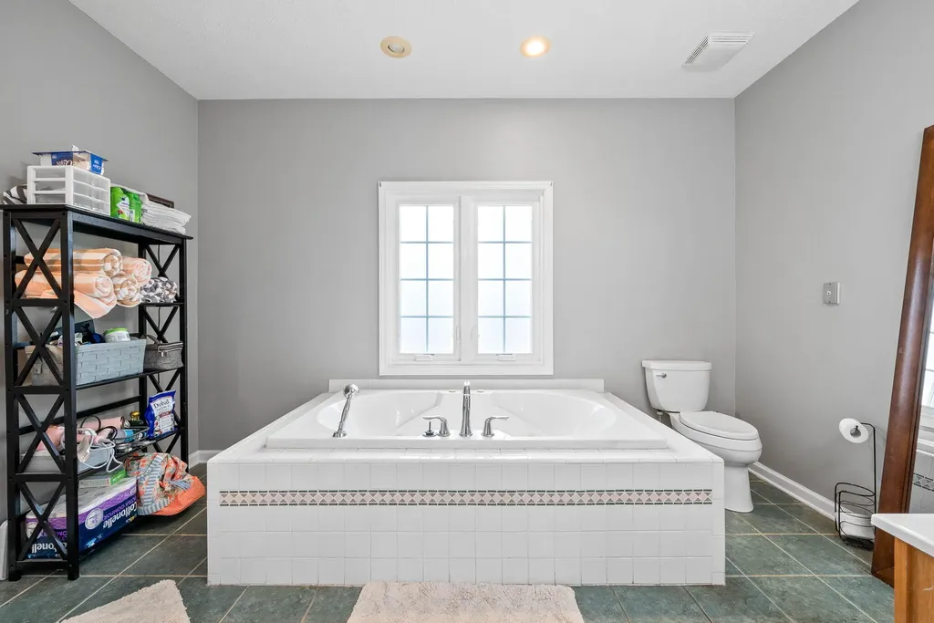 2350 Flat Lick Lane Herndon KY 42236