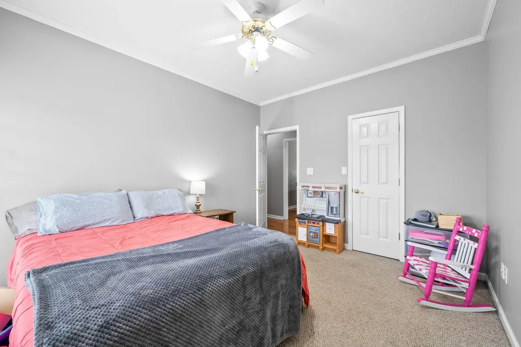 2350 Flat Lick Lane Herndon KY 42236