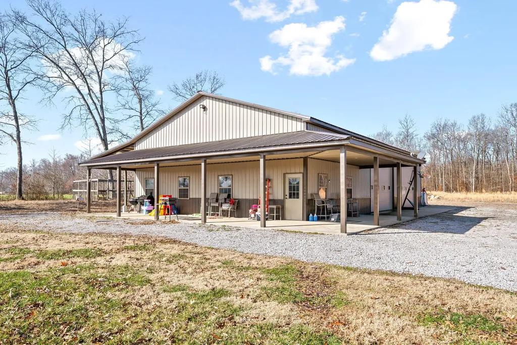 2350 Flat Lick Lane Herndon KY 42236