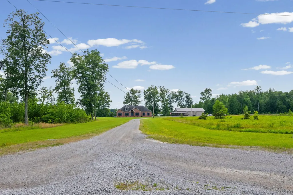 2350 Flat Lick Lane Herndon KY 42236