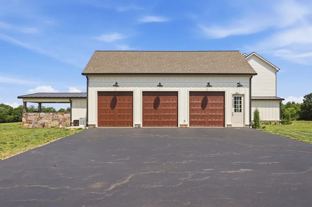 8501 Moore Road Paducah KY 42001