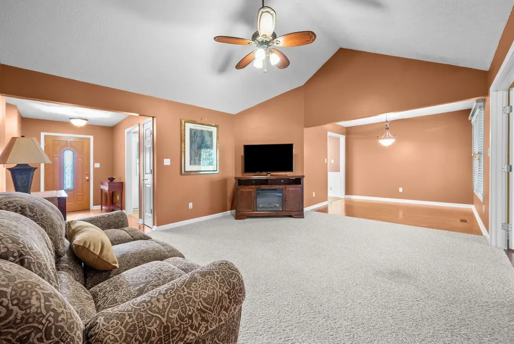 401 Irish Circle Hopkinsville KY 42240