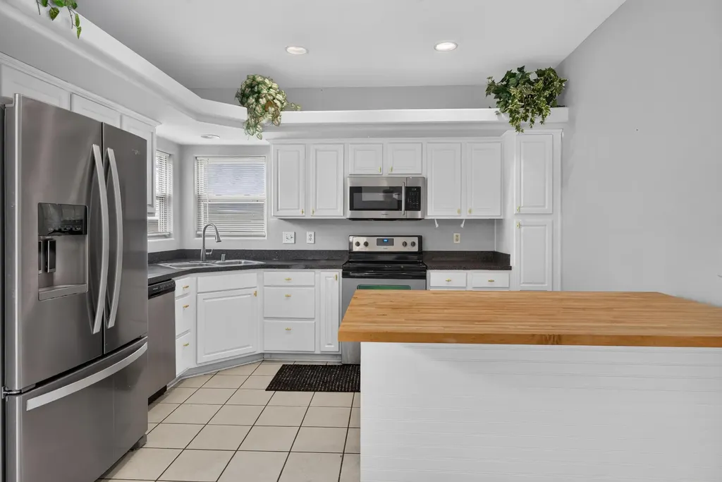 2637 Whiteberry Drive Lexington KY 40511