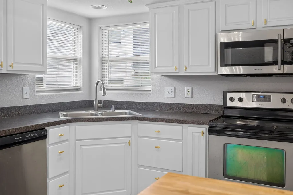 2637 Whiteberry Drive Lexington KY 40511
