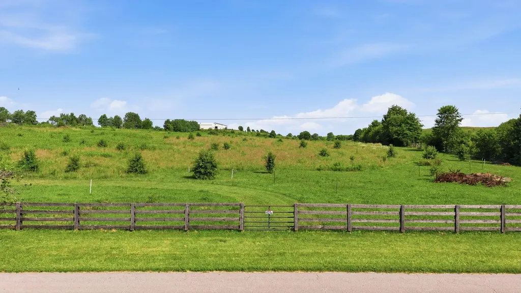 435 Stone Road Paris KY 40361