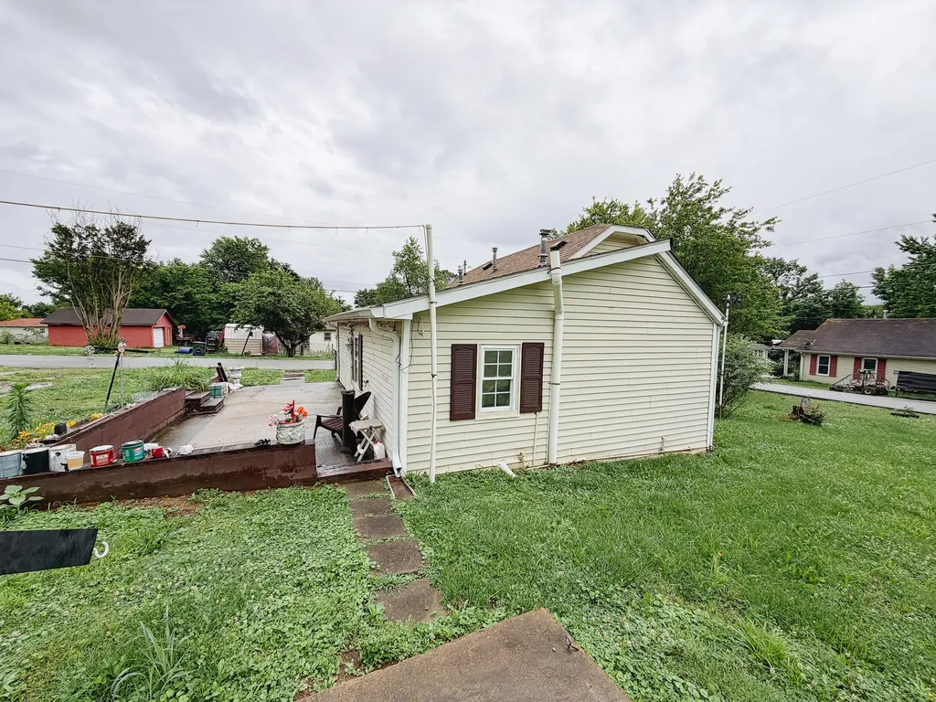409 Willow Lane Princeton KY 42445