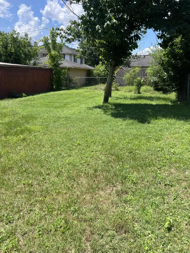 253 Hager Street Prestonsburg KY 41653