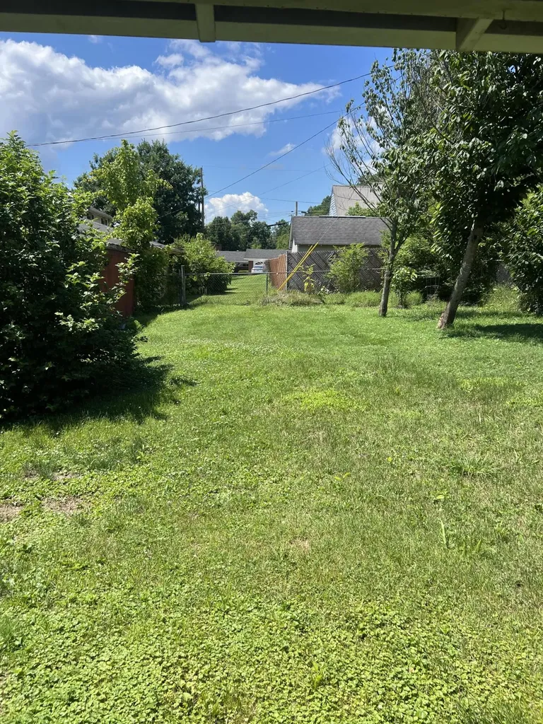 253 Hager Street Prestonsburg KY 41653