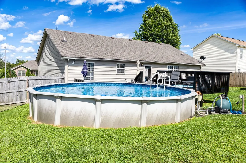 1013 Alexandria Drive Lawrenceburg KY 40342