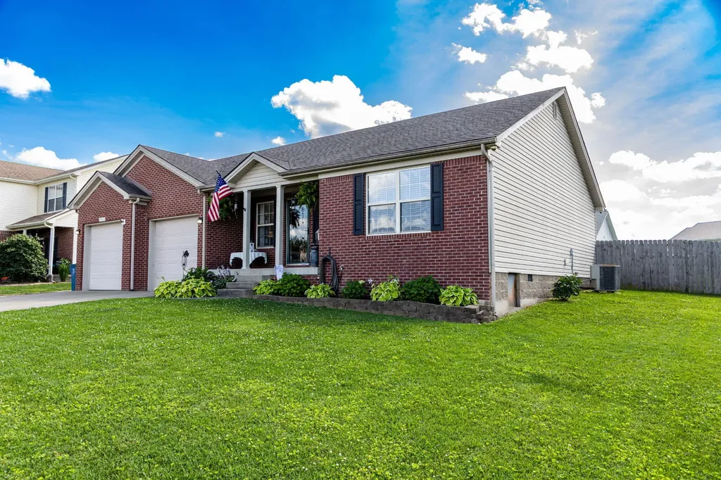1013 Alexandria Drive Lawrenceburg KY 40342